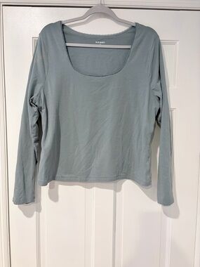 Old Navy XXL Sage Green Long Sleeve Scoop Neck Tee